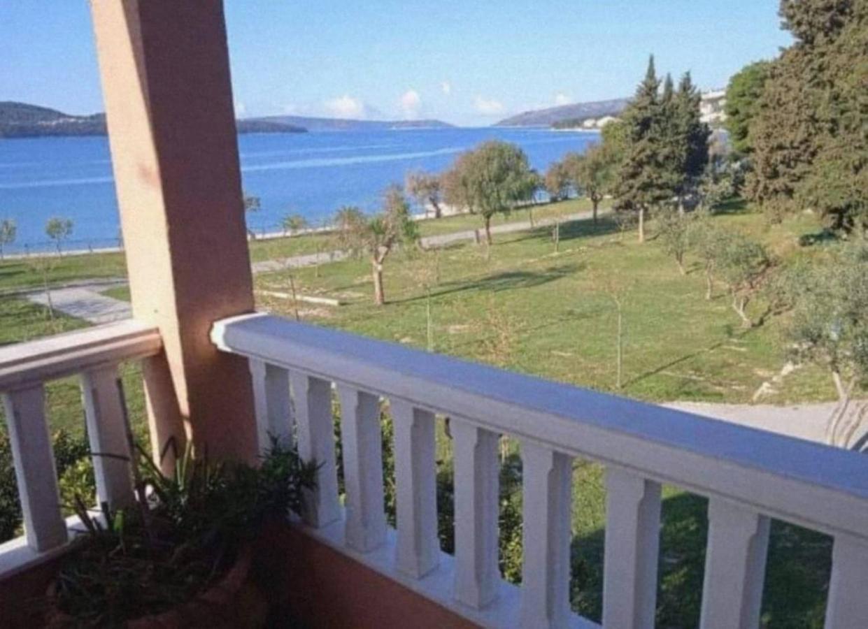 Apartment Lotus Trogir Extérieur photo